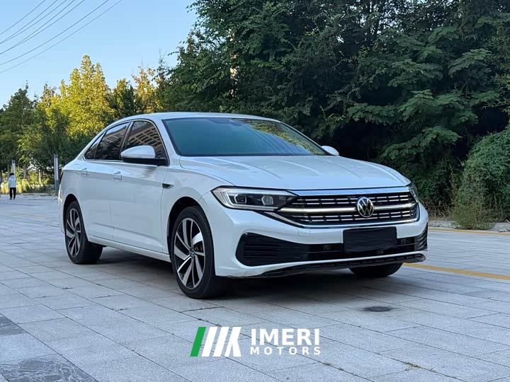 Volkswagen Jetta 300TSI DSG Edition