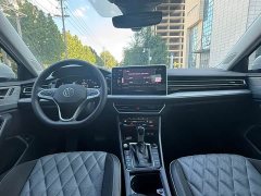 Volkswagen Jetta 300TSI DSG Edition - ფოტო 9