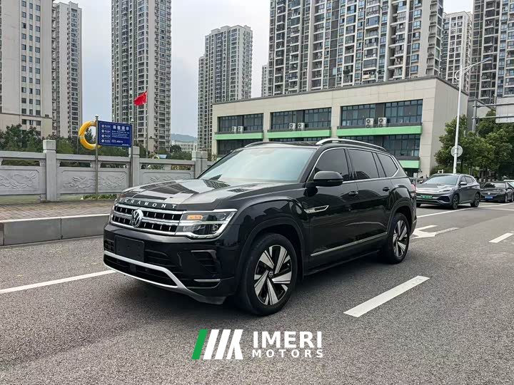 Volkswagen Touareg 330TSI FWD Premium Luxury Edition - ავტომობილი ჩინეთიდან