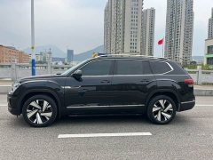 Volkswagen Touareg 330TSI FWD Premium Luxury Edition - ფოტო 4