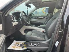 Volkswagen Touareg 330TSI FWD Premium Luxury Edition - ფოტო 7