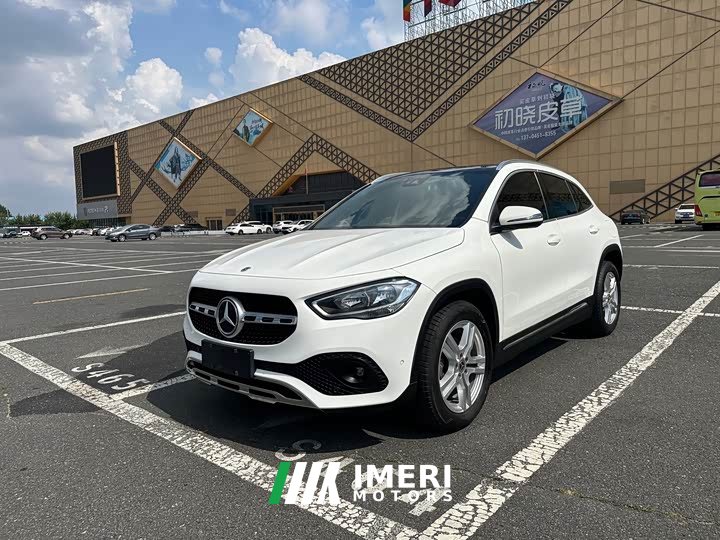 Mercedes-Benz GLA Facelift GLA 180 - ავტომობილი ჩინეთიდან
