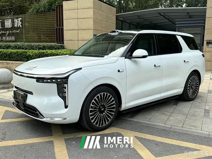 IM Motors Zhiji LS8 66 Ultra Tech Flagship 5-Seater - ავტომობილი ჩინეთიდან