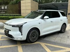 IM Motors Zhiji LS8 66 Ultra Tech Flagship 5-Seater - ფოტო 1