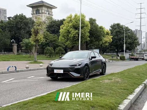 2025 Changan UNI-V Third Generation 2.0T Dynamic Engine Edition - ავტომობილი ჩინეთიდან