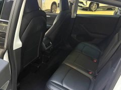 Tesla Model Y Rear-Wheel Drive - ფოტო 7