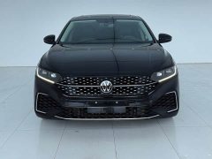 Volkswagen Passat Facelift 330TSI Elite - ფოტო 1