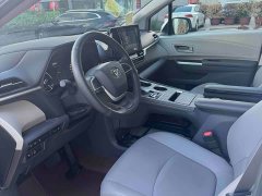 Toyota Grevias 2.5L Hybrid Luxury - ფოტო 13