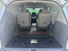 Toyota Grevias 2.5L Hybrid Luxury - ფოტო 9