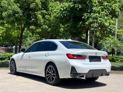 BMW 3 Series 320Li M Sport Package - ფოტო 9