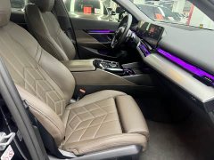BMW 5 Series (Imported) 525i M Sport Package - ფოტო 10