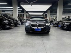 BMW 5 Series (Imported) 525i M Sport Package - ფოტო 2