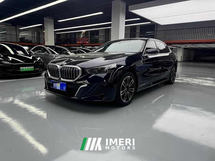 BMW 5 Series 530Li Premier M Sport Package - ავტომობილი ჩინეთიდან