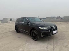 Audi Q7 55 TFSI quattro S line Sport - ფოტო 3