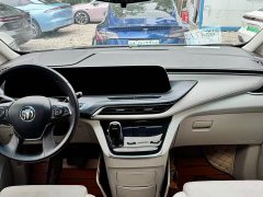 Buick GL8 Land Official Business Class 652T Comfort Edition - ფოტო 5
