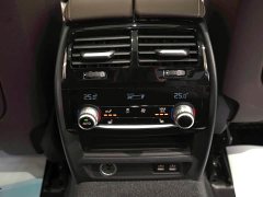 BMW 5 Series Facelift 530Li Premier M Sport Package - ფოტო 17