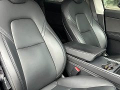 Tesla Model Y Long Range All-Wheel Drive - ფოტო 7