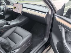 Tesla Model Y Long Range All-Wheel Drive - ფოტო 8