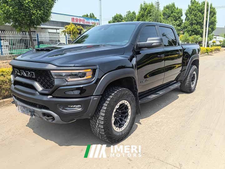 Ram Trucks Tyrannosaurus 6.2T Automatic - ავტომობილი ჩინეთიდან