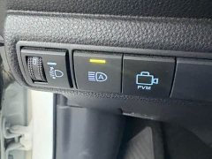 Toyota Corolla 1.8L CVT Luxury - ფოტო 16