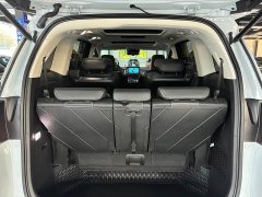 Honda Odyssey 2.0L e:HEV Luxury - ფოტო 10