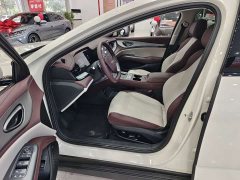 BYD Dolphin 07 EV 705 Flagship - ფოტო 7