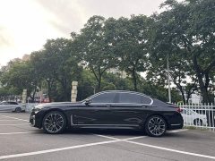 BMW 7 750Li xDrive V8 M - ფოტო 3