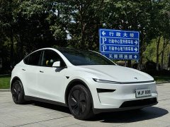 Tesla Model Y Rear-Wheel Drive - ფოტო 5
