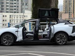 HiPhi X Flagship 4-Seater - ფოტო 3