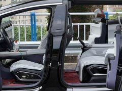 HiPhi X Flagship 4-Seater - ფოტო 8