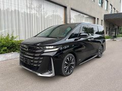 Toyota Vellfire 2024 Crown Hybrid 2.5L Premium Edition - ფოტო 1
