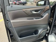 Toyota Vellfire 2024 Crown Hybrid 2.5L Premium Edition - ფოტო 13