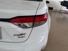 Toyota Corolla Hybrid 1.8H E-CVT Luxury - ფოტო 12