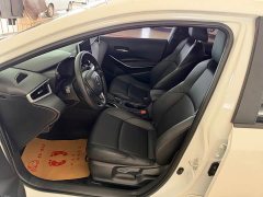Toyota Corolla Hybrid 1.8H E-CVT Luxury - ფოტო 14