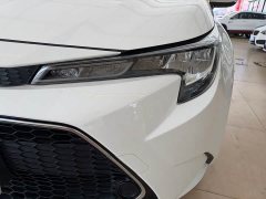 Toyota Corolla Hybrid 1.8H E-CVT Luxury - ფოტო 2