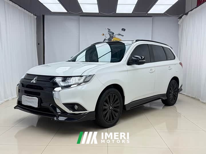Mitsubishi Outlander 2021 2.0L FWD Radiant Edition 5-Seater - ავტომობილი ჩინეთიდან