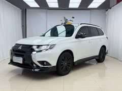 Mitsubishi Outlander 2021 2.0L FWD Radiant Edition 5-Seater - ფოტო 1