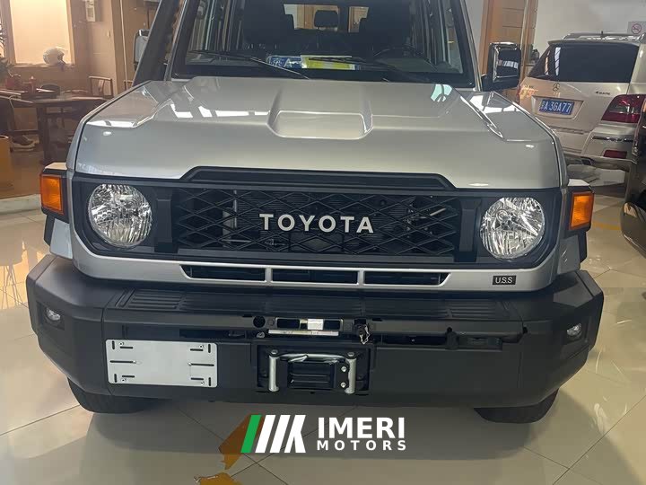 Toyota Land Cruiser (Imported) LC76 2024 4.0L Automatic - ავტომობილი ჩინეთიდან