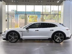 Porsche 2022 Taycan 4 Cross Turismo - ფოტო 8