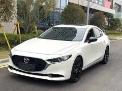 Mazda3 Axela 2023 2.0L Automatic Luster Edition - ფოტო 1
