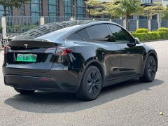 Tesla Model Y Long Range All-Wheel Drive - ფოტო 5