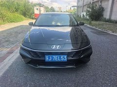 Hyundai Elantra 1.5L CVT Luxury - ფოტო 2