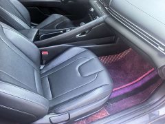 Hyundai Elantra 1.5L CVT Luxury - ფოტო 9