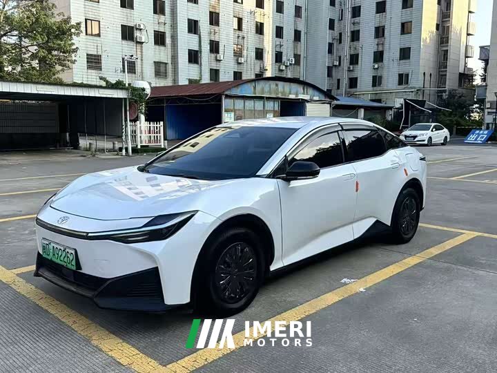 Toyota bZ3 517km Elite PRO - ავტომობილი ჩინეთიდან