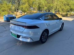 BYD Qin PLUS Glory Edition DM-i 55KM Leading - фото 6