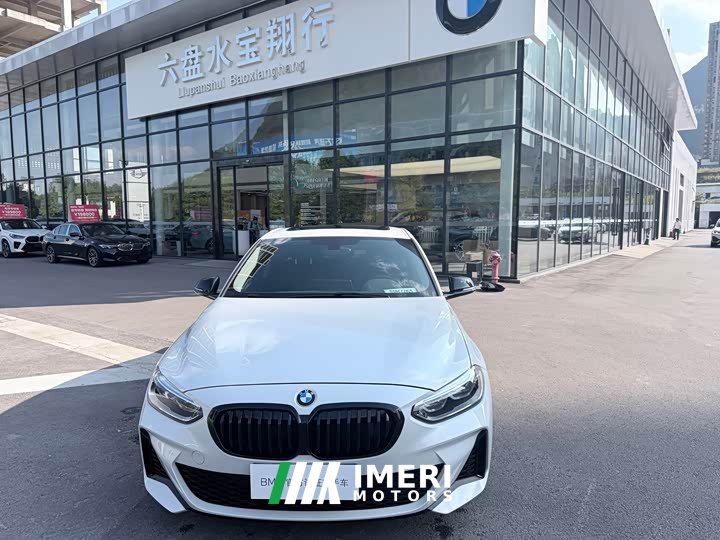 BMW 1 Series 120i M Sport Night Edition - ავტომობილი ჩინეთიდან
