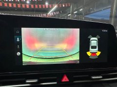 Hyundai Elantra 1.5L CVT Luxury - ფოტო 13
