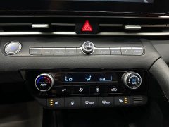 Hyundai Elantra 1.5L CVT Luxury - ფოტო 14