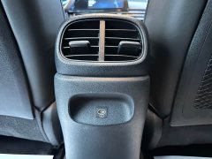 Hyundai Elantra 1.5L CVT Luxury - ფოტო 16