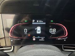 Hyundai Elantra 1.5L CVT Luxury - ფოტო 18